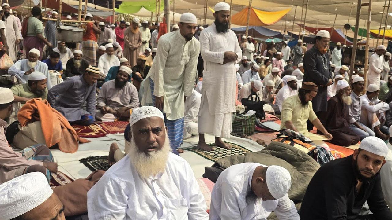 বিশ্ব ইজতেমার দ্বিতীয় পর্বের আখেরি মোনাজাত শুরু