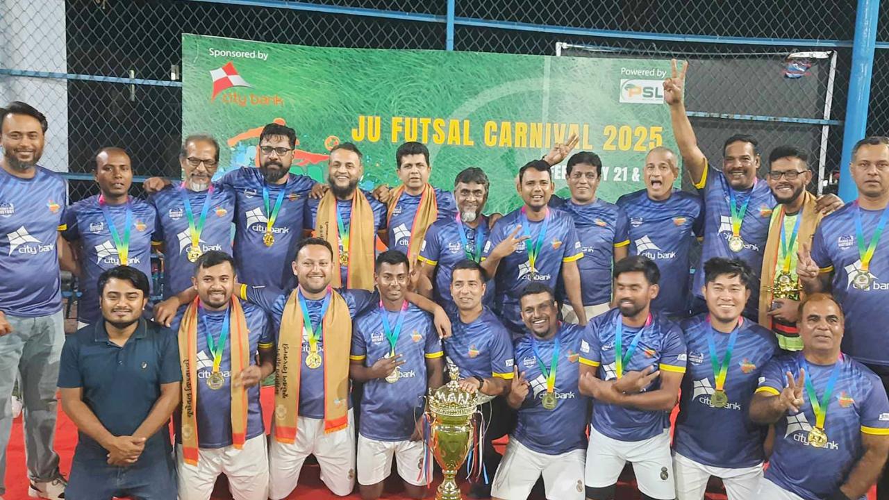 জাবি ফুটসাল টুর্নামেন্টে সানোয়ার-মুকুলদের ইতিহাস চ্যাম্পিয়ন
