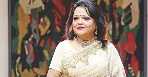 সাবিনা ইয়াসমিন এইচডিইউতে