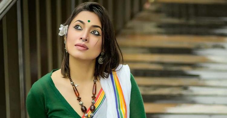 বাঘমানুষ নিয়ে মুখরিত লাক্সতারকা শানুর