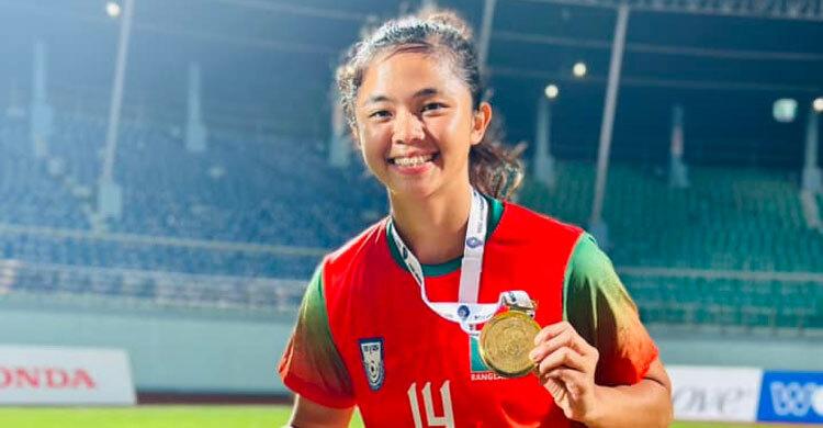 ‘গত কয়েকদিন অসংখ্য হত্যা ও ধর্ষণের হুমকি পেয়েছি’