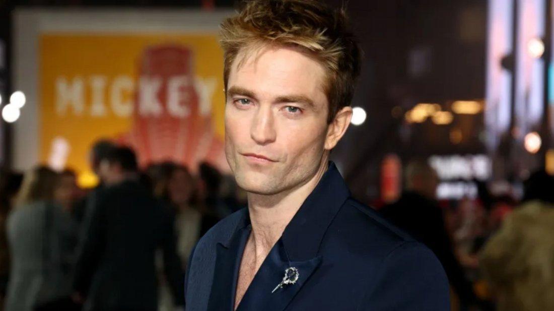 ভৌতিক সিনেমা দেখতে ভয় পান রবার্ট প্যাটিনসন!