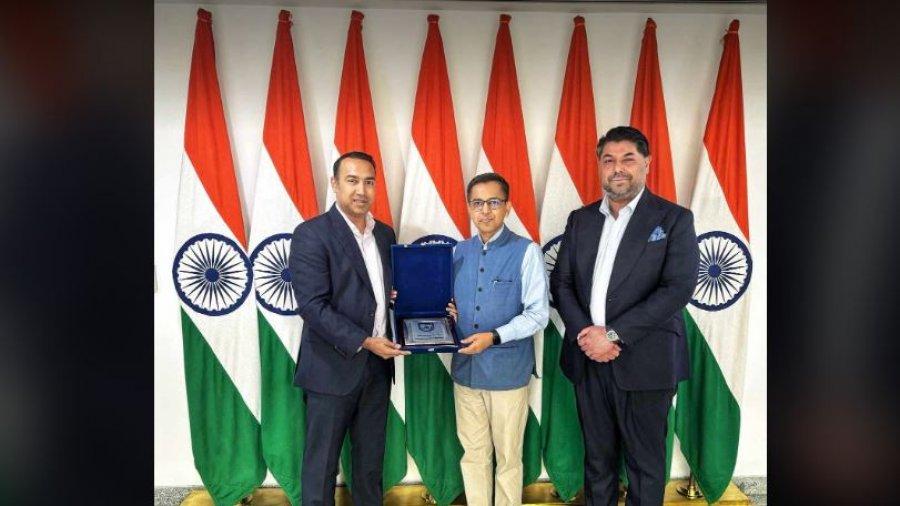 ভারতীয় রাষ্ট্রদূতের সঙ্গে বাফুফে সভাপতির সাক্ষাৎ