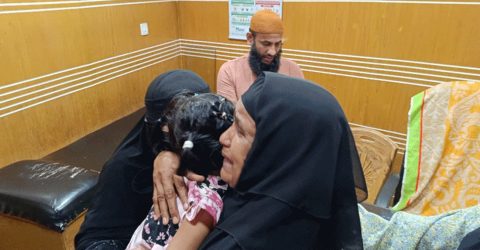 মায়ের হারানো ব্যাগ ফিরিয়ে দিয়ে শিশুসন্তান চুরি