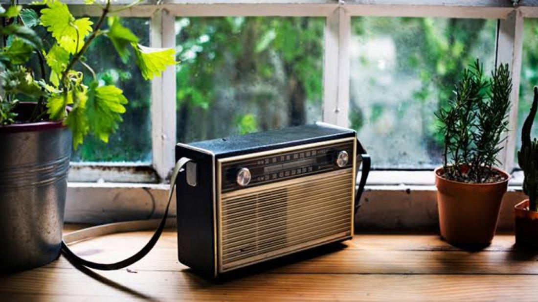 রেডিও কি এখন সত্যিই অতীতের গল্প?