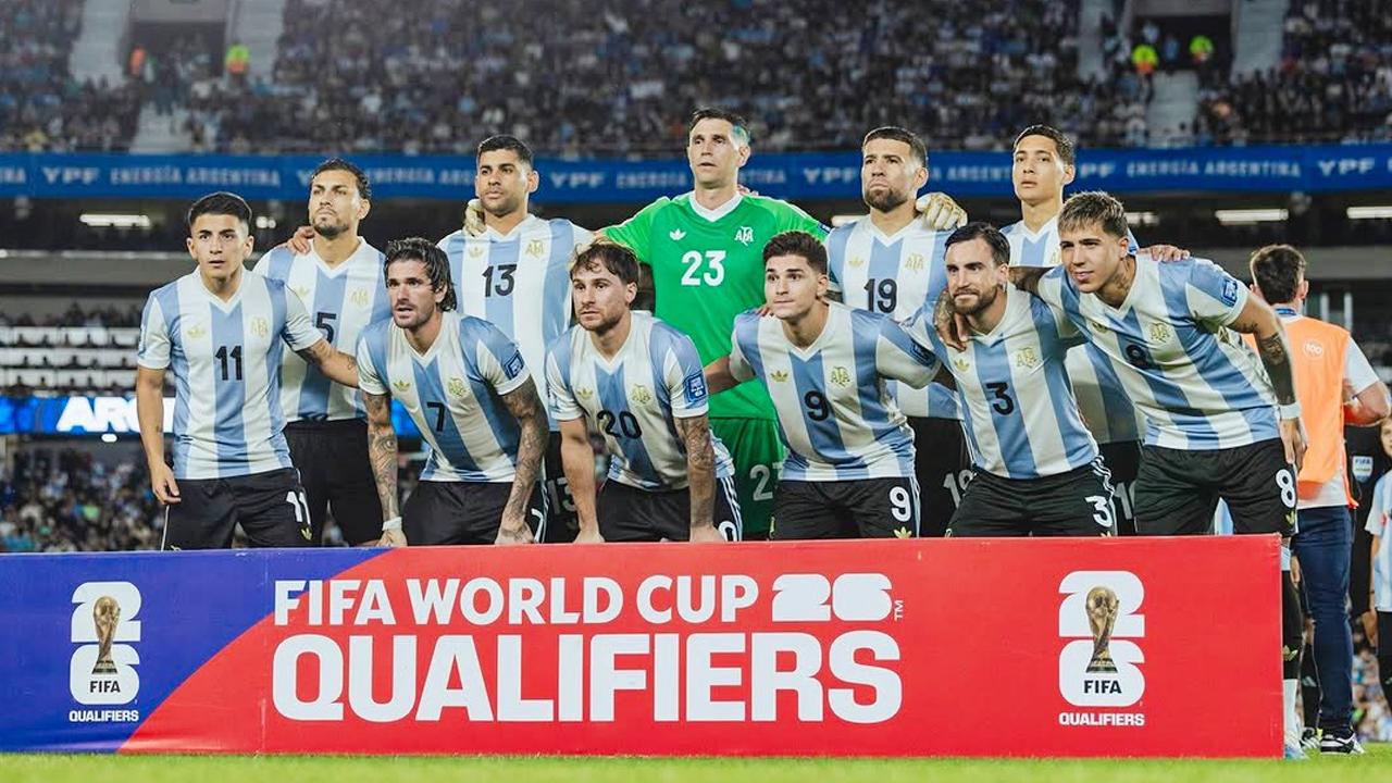 রেফারির ভুলে বড় ক্ষতি হয়ে গেল আর্জেন্টিনার!