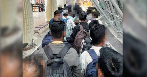 কুয়ালালামপুর বিমান বন্দরে ৩৬ বাংলাদেশি আটক