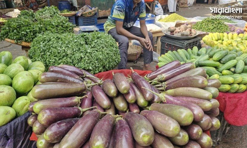 রোজার প্রথম দিনে লেবু, শশা ও বেগুনের দামে আগুন