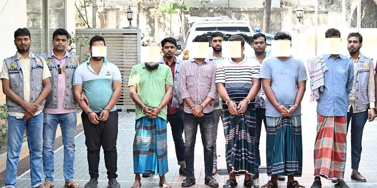 বনশ্রীতে স্বর্ণ ডাকাতির ঘটনায় গ্রেপ্তারদের পরিচয় শনাক্ত