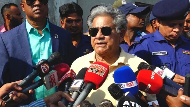 ‘ঈদযাত্রায় অতিরিক্ত ভাড়া নিলে লঞ্চের রুট পারমিট বাতিল’