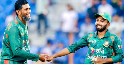 তাওহিদ হৃদয় কেন মাহমুদউল্লাহকে বললেন ‘পেইন কিলার’!