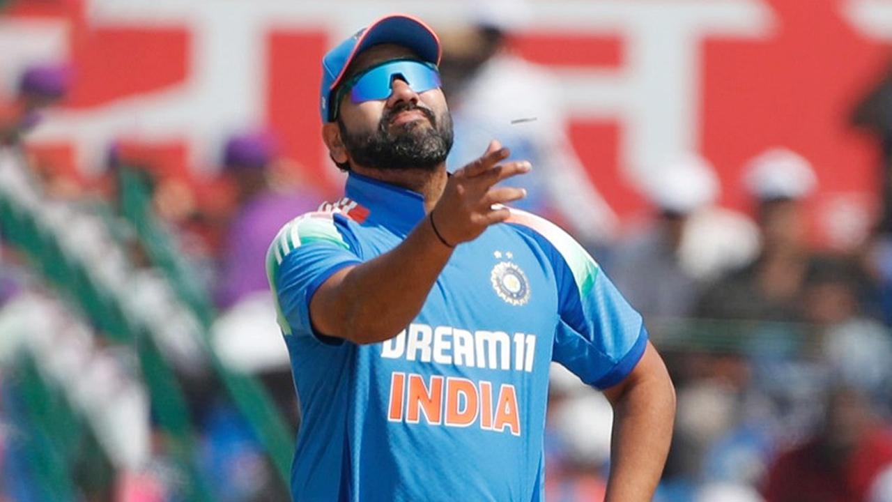 টানা ১৪ ম্যাচের টসে হার, অশ্বিন চান ‘আজও হারুক ভারত’