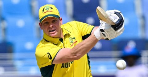 চ্যাম্পিয়ন্স ট্রফি থেকে অজিদের বিদায়ের পর স্মিথের অবসর ঘোষণা