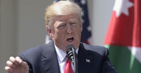 ইউরোপের মদের ওপর ২০০ শতাংশ শুল্কের হুমকি ট্রাম্পের