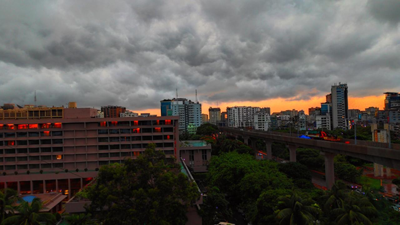 সন্ধ্যা পর্যন্ত মেঘাচ্ছন্ন থাকবে ঢাকার আকাশ