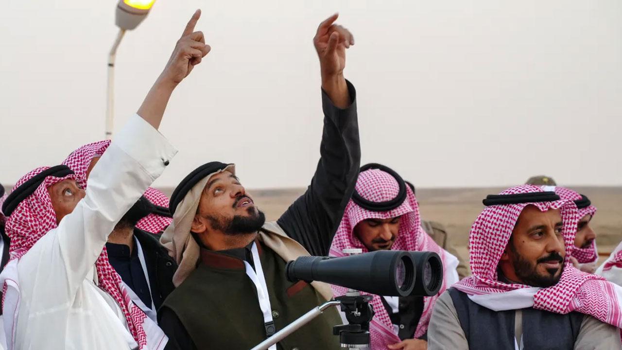 তারাবি-সাহরিতে পবিত্র রমজান মাস স্বাগত জানাল মুসলিম বিশ্ব