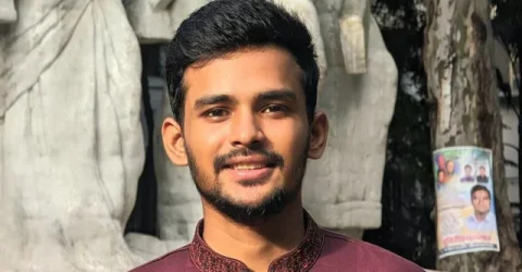 বাবার ঠিকাদারি লাইসেন্স নিয়ে ক্ষমা চাইলেন উপদেষ্টা আসিফ মাহমুদ