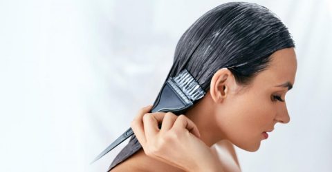 শ্যাম্পুর আগে ৩০ মিনিটের যত্নে চুল হবে সিল্কি