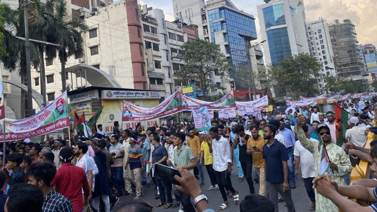 ফিলিস্তিনের প্রতি সংহতি জানিয়ে বিএনপির র‌্যালি শুরু