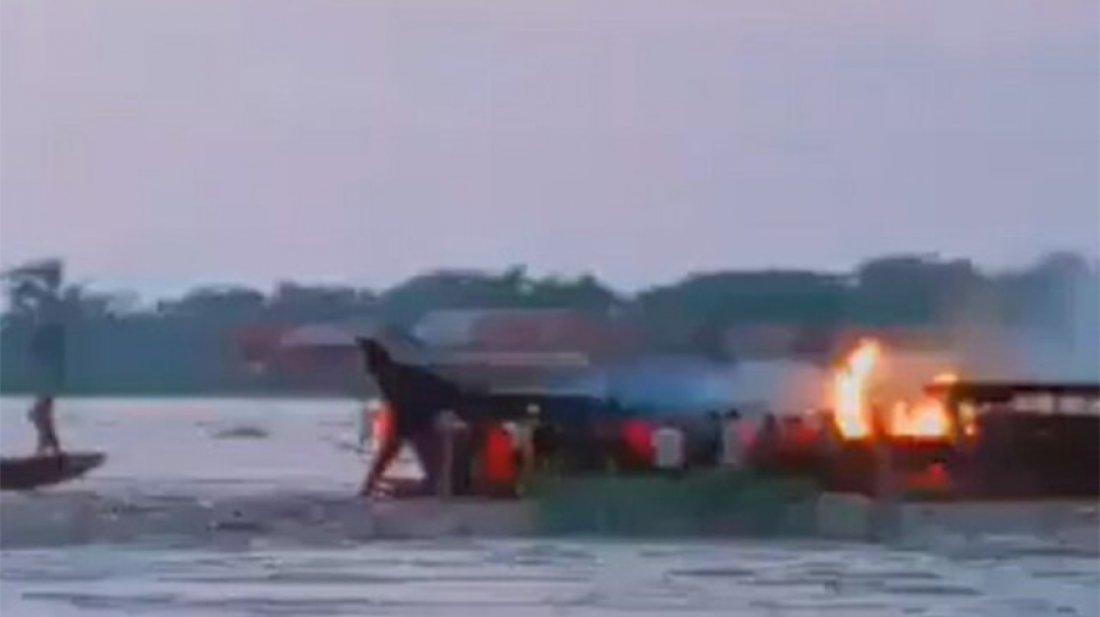 কঙ্গোতে মাঝনদীতে নৌকায় আগুন, নিহত ১৪৮