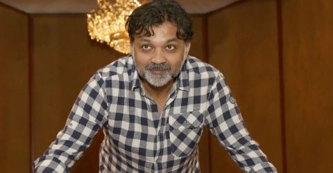 হাসপাতাল থেকে বাড়ি ফিরেছেন সৃজিত মুখার্জি