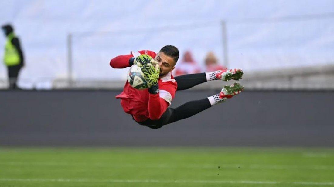 পেনাল্টি নিয়ে ৫০ ইউরো বাজি ধরেছিলেন ভ্যালেন্সিয়া গোলকিপার!