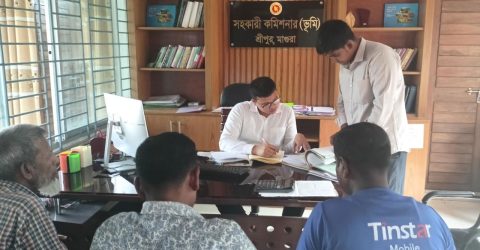 শ্রীপুরে পাল্টে গেছে ভূমি অফিসের সেবার মান, বেড়েছে রাজস্ব আয়