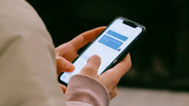 মোবাইল ফোনে ইন্টারনেট ব্যবহারের সময় বিজ্ঞাপন আসা বন্ধ করবেন যেভাবে