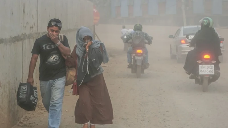 আজ ঢাকার বাতাস ‘সংবেদনশীল গোষ্ঠীর জন্য অস্বাস্থ্যকর’