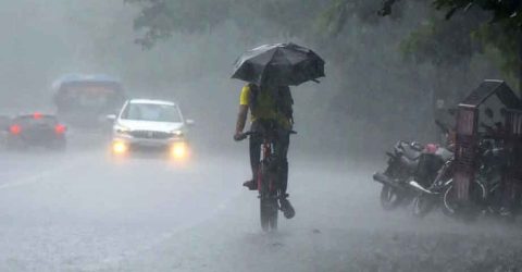 টানা পাঁচদিন মাঝারি থেকে ভারী বৃষ্টির আভাস