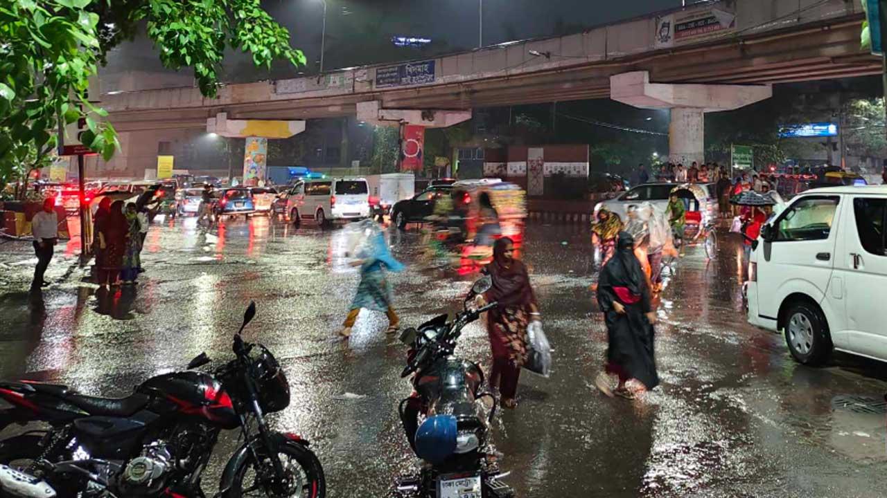 ঢাকায় আজও বজ্রবৃষ্টির আভাস