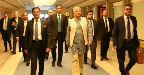 ঢাকার উদ্দেশে রোম ছেড়েছেন প্রধান উপদেষ্টা