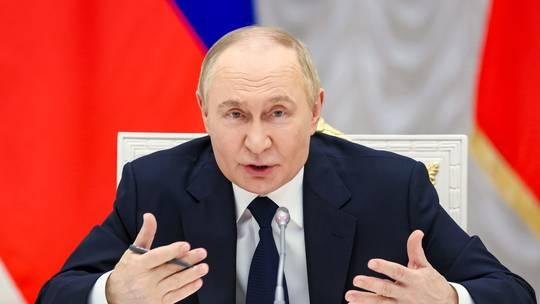 ইউক্রেনের সঙ্গে সংঘাতে জড়াতে রাশিয়াকে বাধ্য করা হয়: পুতিন