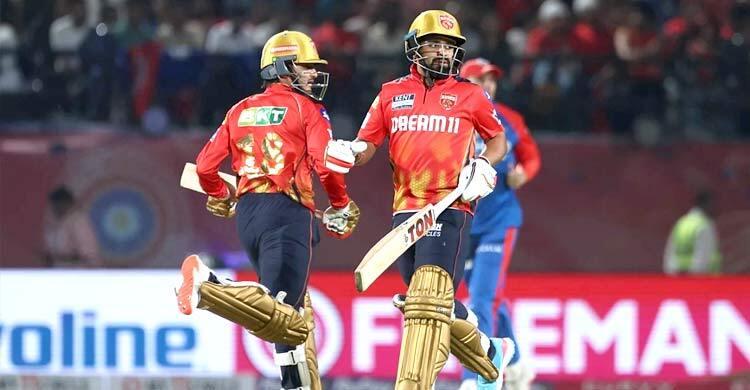 আইপিএলে মেয়েদের নাচ-গান বন্ধ রাখতে বললেন গাভাস্কার