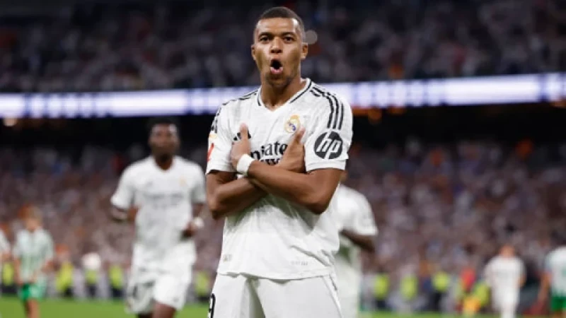 ইউরোপিয়ান সোনার জুতা জিতলেন এমবাপ্পে