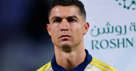 রোনালেদোর ৯৯ ও ৮০০‘র পর ‘অধ্যায় শেষ’