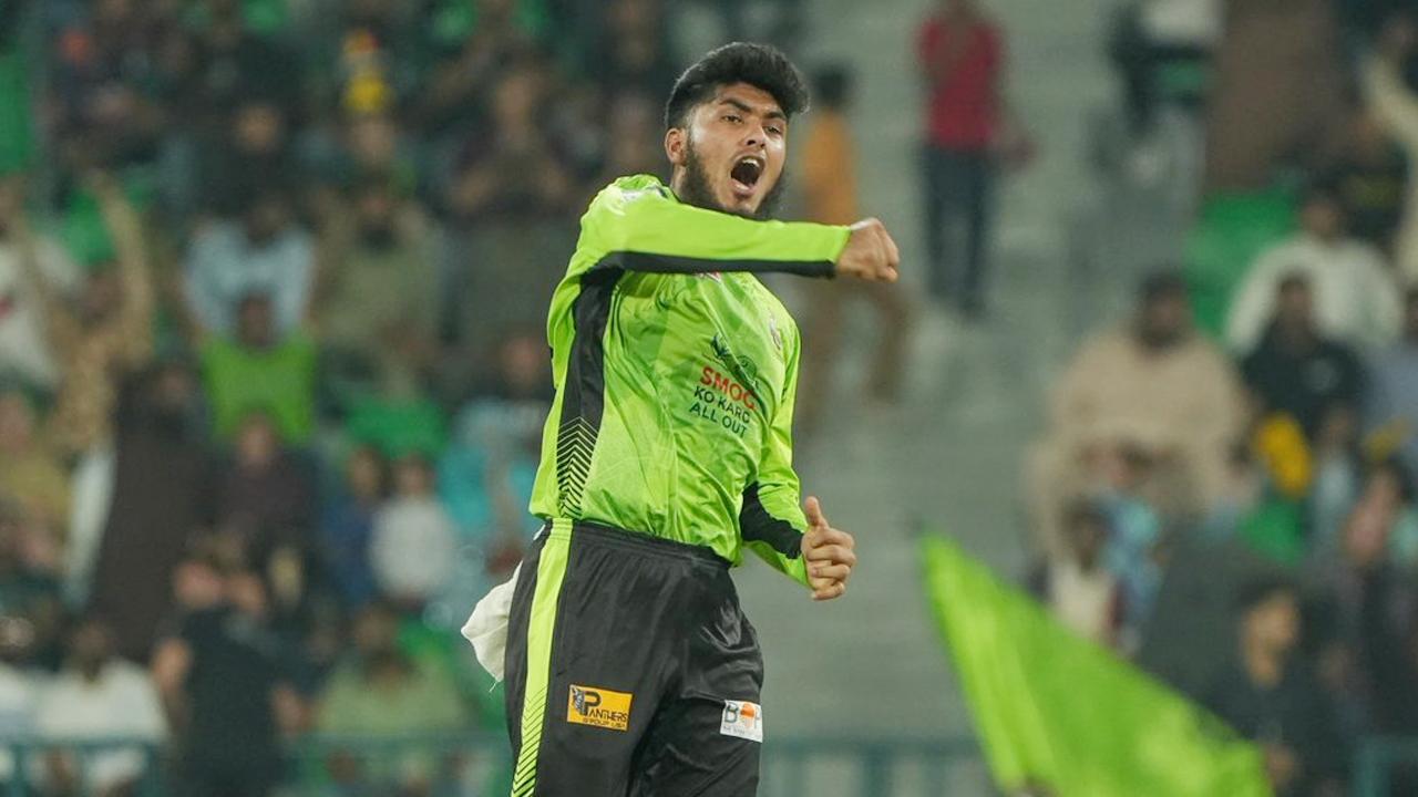 রিশাদের ঘূর্ণিতে পিএসএলের ফাইনালে লাহোর