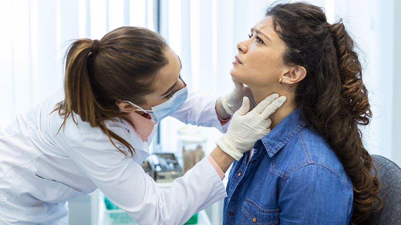 থাইরয়েড নিয়ন্ত্রণে উপকারী ৫ খাবার