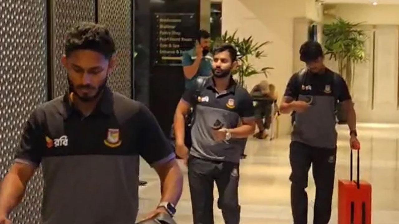 পাকিস্তান পৌঁছেছে বাংলাদেশের দ্বিতীয় বহরের ক্রিকেটাররাও