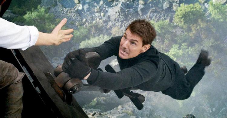 রেকর্ড গড়ে মুক্তি পাচ্ছে টম ক্রুজের নতুন সিনেমা