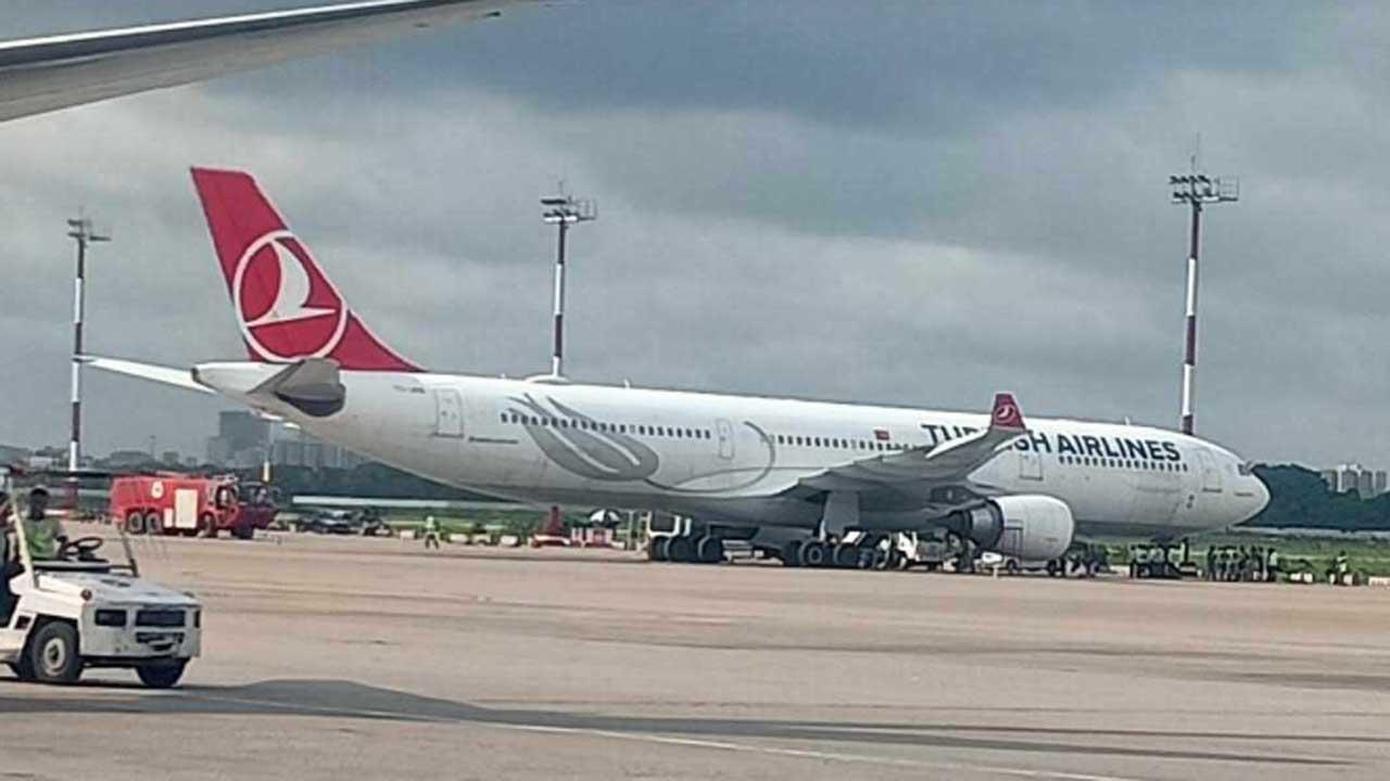 তার্কিশের সেই প্লেনের ইঞ্জিনে কী ঘটেছিল?