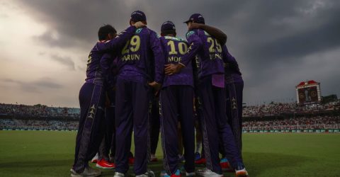 আইপিএল শুরু নিয়ে শঙ্কা, বিপদে পড়ল কলকাতা