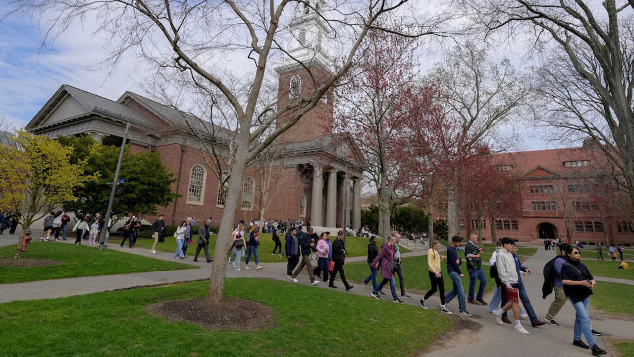যেসব কার‌ণে যুক্তরাষ্ট্রে বি‌দে‌শি শিক্ষার্থীদের ভিসা বাতিল হ‌তে পা‌রে