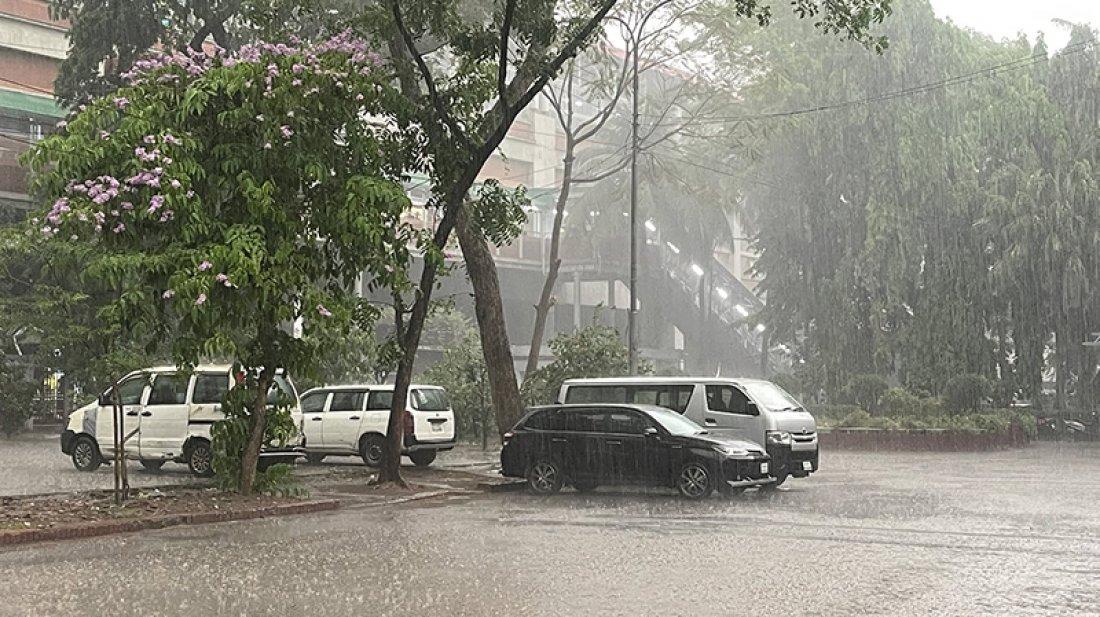 ঢাকায় ভারী বৃষ্টি হতে পারে