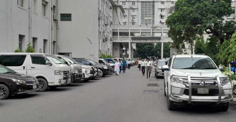 ১০ দিন পর খুলল সচিবালয়, সবার মধ্যে ঈদের আমেজ