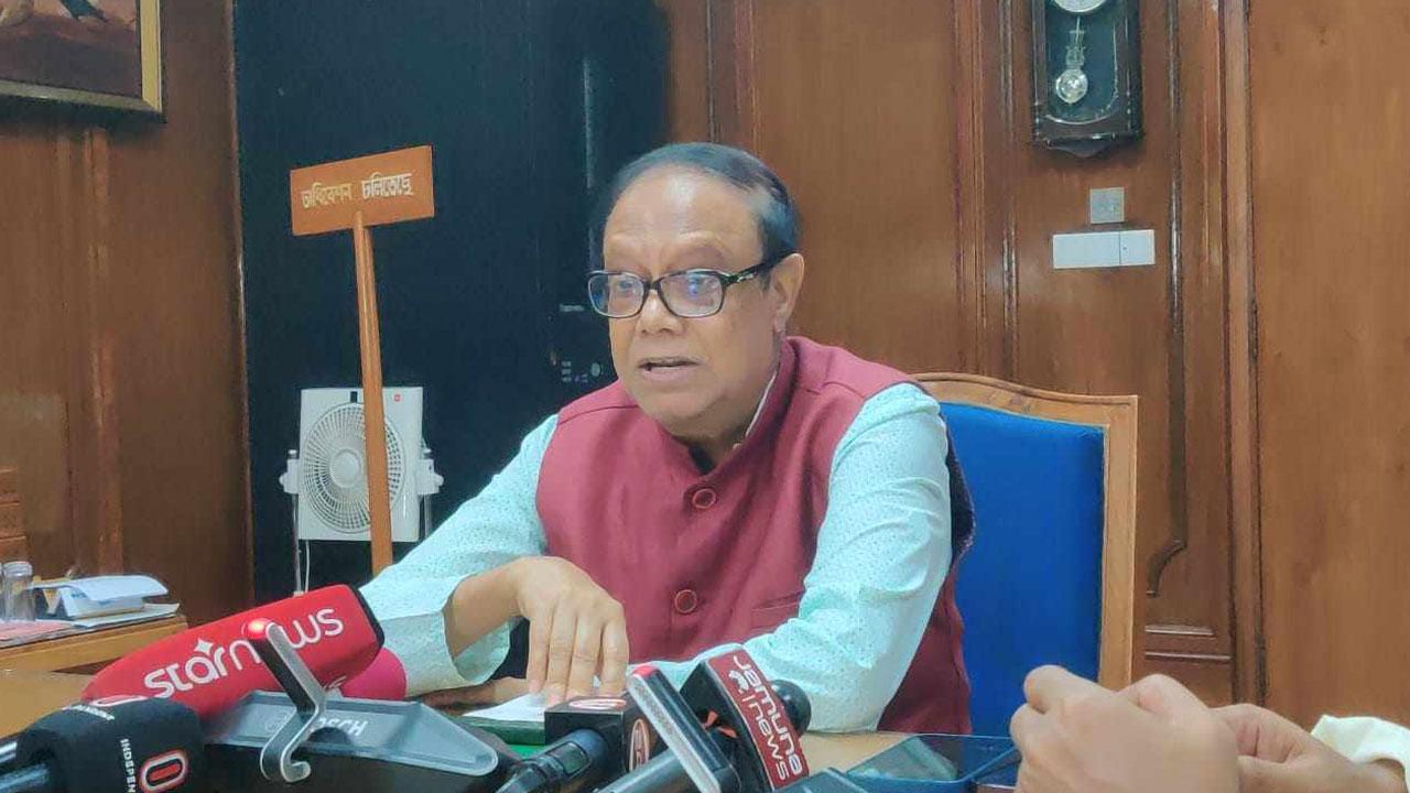 পাঁচ ব্যাংক মিলে হচ্ছে এক ব্যাংক, চাকরি হারাবেন না কর্মীরা