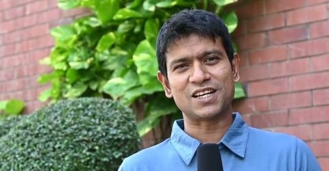 কয়েক মাস ডি ভিলিয়ার্সের সঙ্গে কথা বলেননি কোহলি, কারণ কী