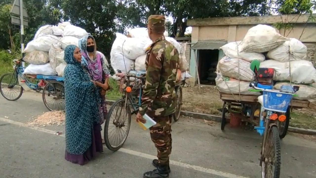 জমি থেকে লুট হওয়া ৬০ মণ ভুট্টা উদ্ধার করল সেনাবাহিনী