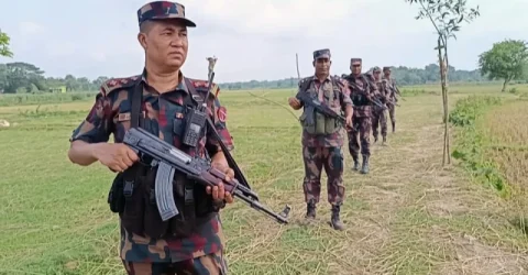 বেনাপোল সীমান্তে বিজিবির সর্বোচ্চ সর্তকতা জারি