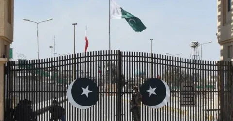 ইরানের সঙ্গে সীমান্ত পথ বন্ধ করল পাকিস্তান
